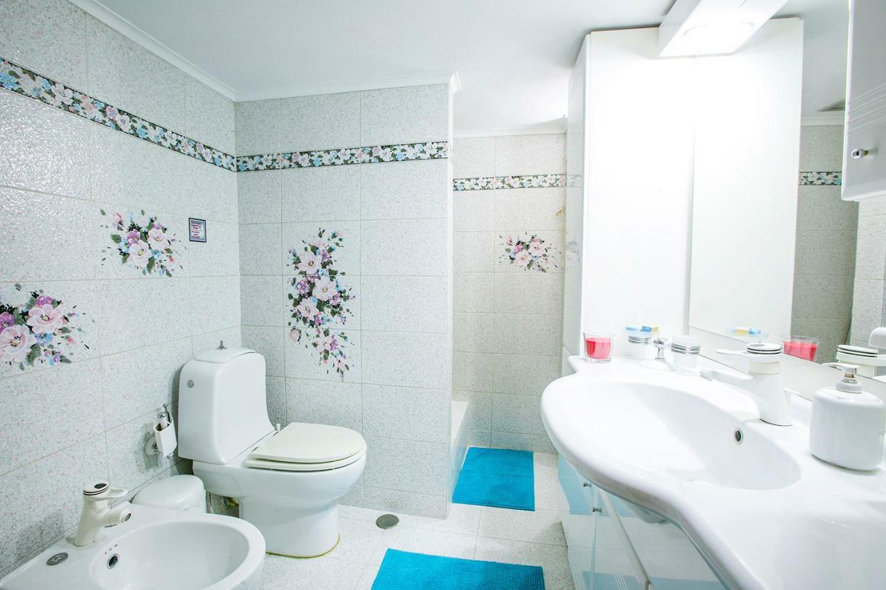Spacious Apartment Next To Metro - Marousi Athens Exterior photo